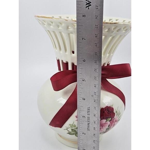 ​Formalities Baum Bros Pierced Lattice Rose Bouquet Vase 7.75 In Cottage Nursery - Picture 6 of 9